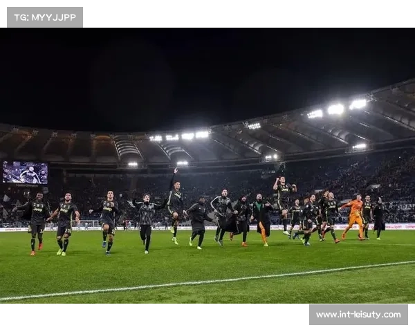 意甲联赛赛制解析：常规赛双循环积分制，特定情况启用附加赛机制