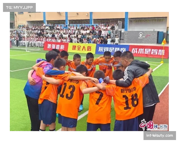 城市足球联赛的崛起：业余与职业之间的桥梁如何搭建